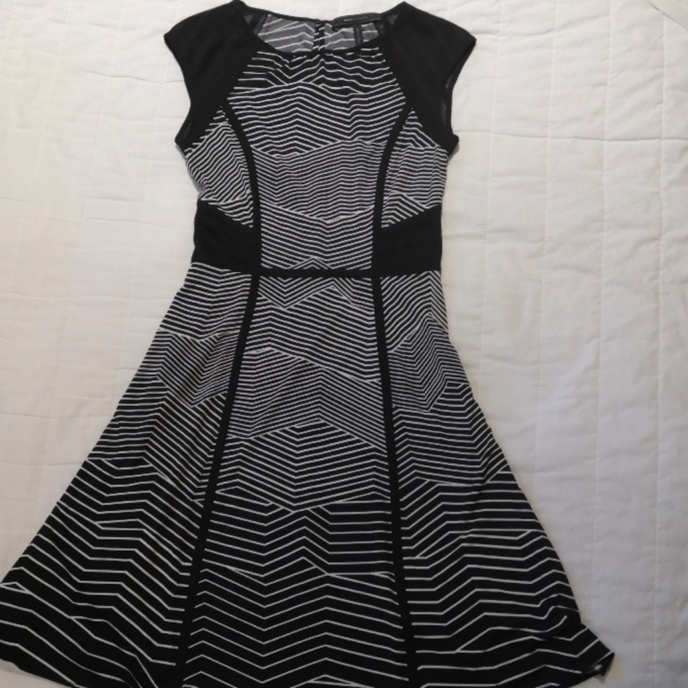 BCBGMAXAZRIA A-line dress, black & white, XS